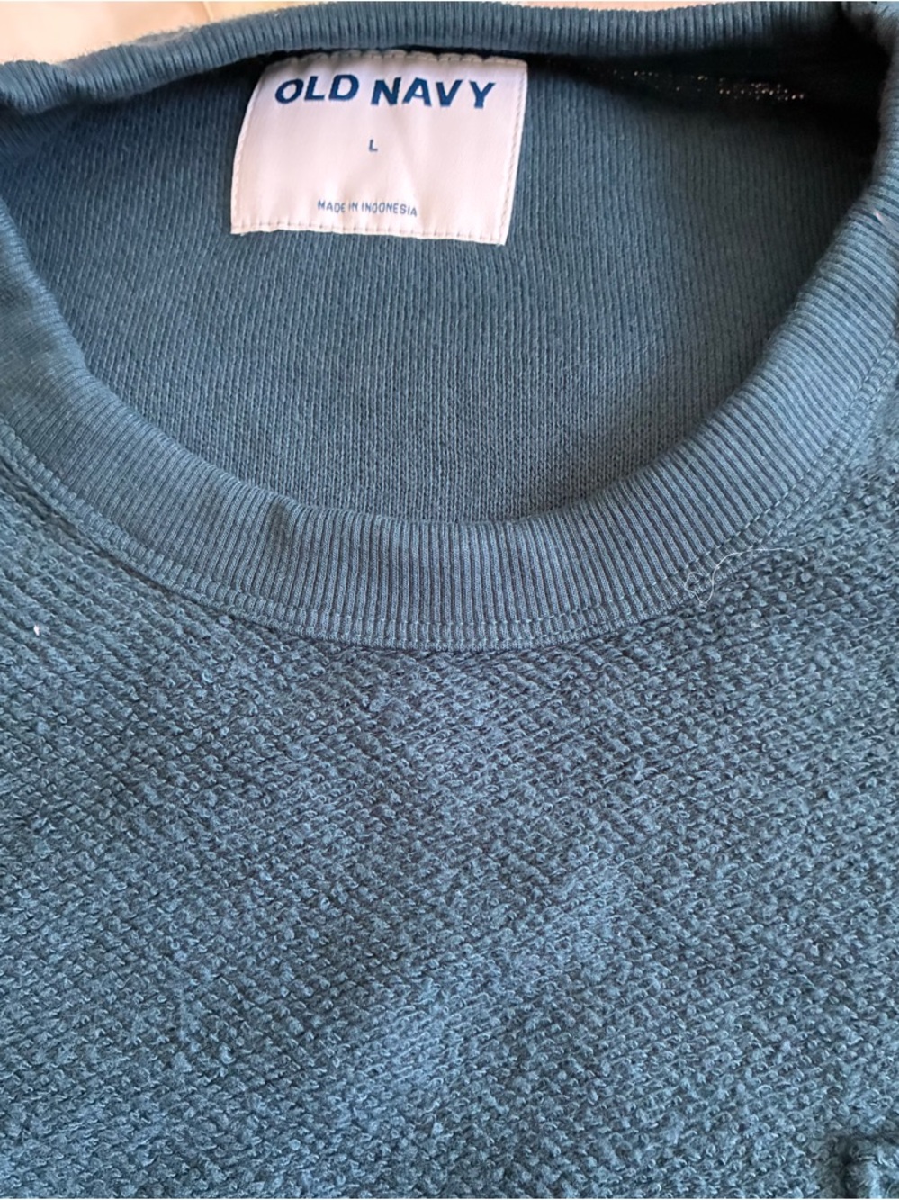 Old Navy Men's Teal Crewneck Sweater perfect for a cool summer evening